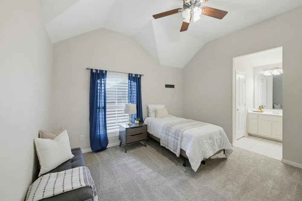 1906 Fountain Wood Drive Euless, TX 76039