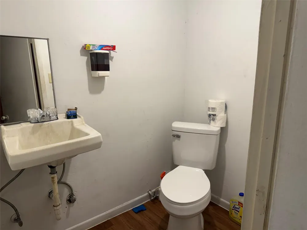 6325 Cullen Boulevard Houston, TX 77021