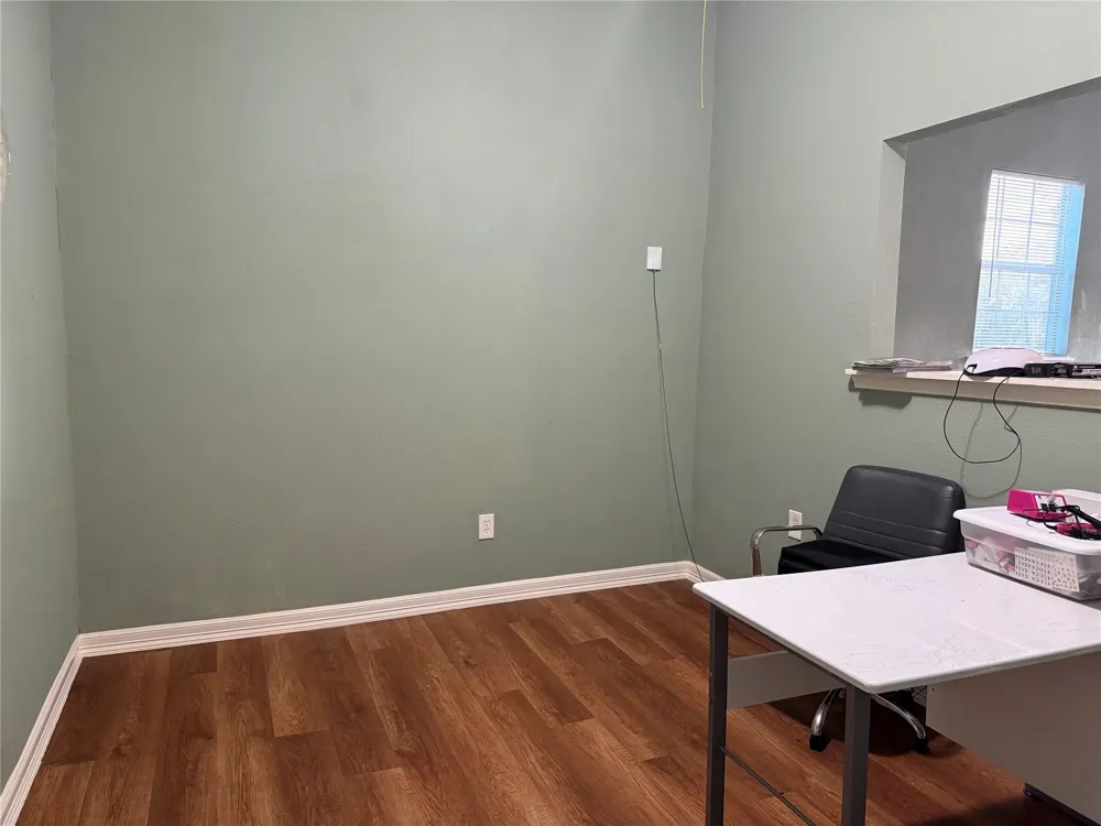 6325 Cullen Boulevard Houston, TX 77021