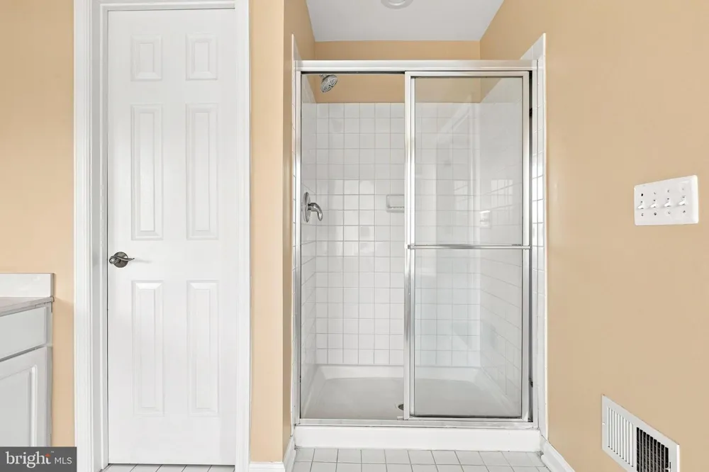 22675 SIMONET BLANC TERRACE Ashburn, VA 20148