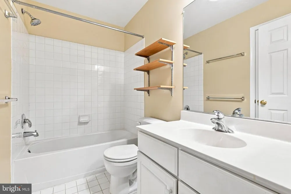 22675 SIMONET BLANC TERRACE Ashburn, VA 20148