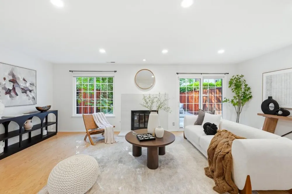114 Granada Drive Mountain View, CA 94043