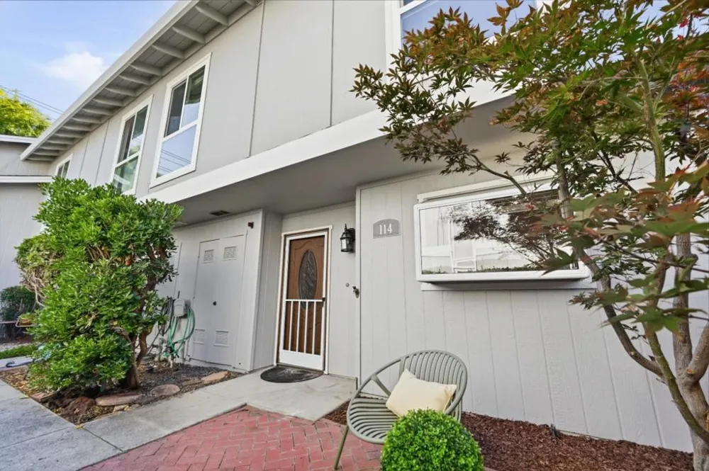 114 Granada Drive Mountain View, CA 94043
