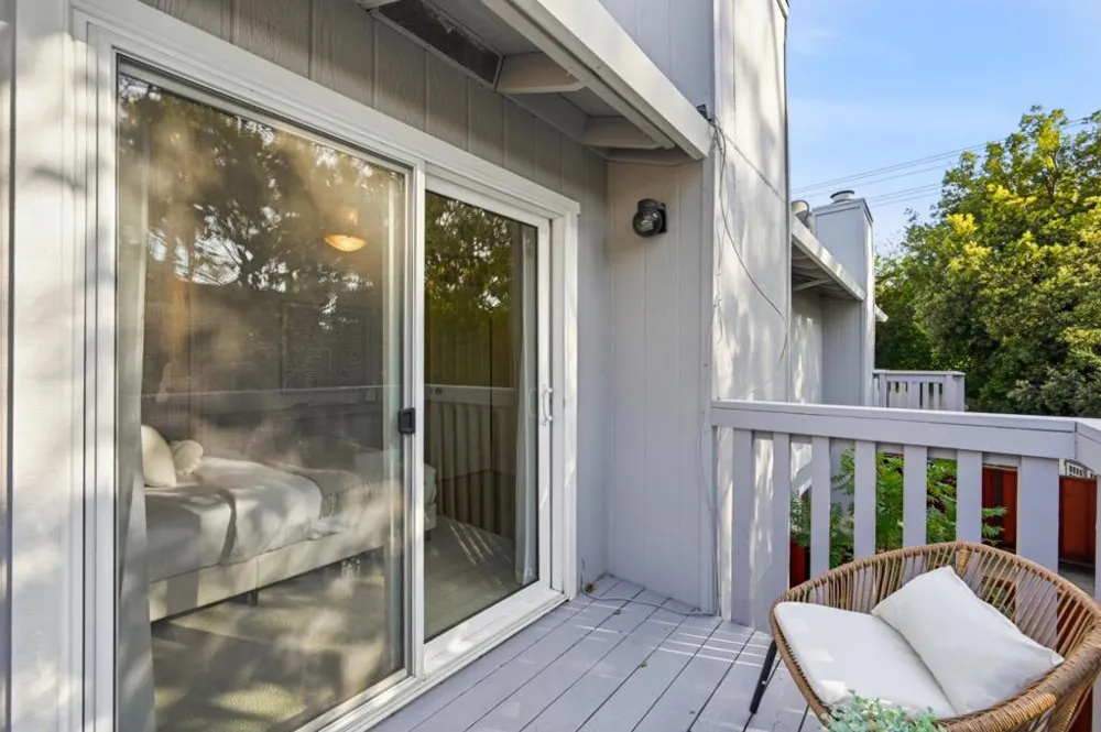 114 Granada Drive Mountain View, CA 94043