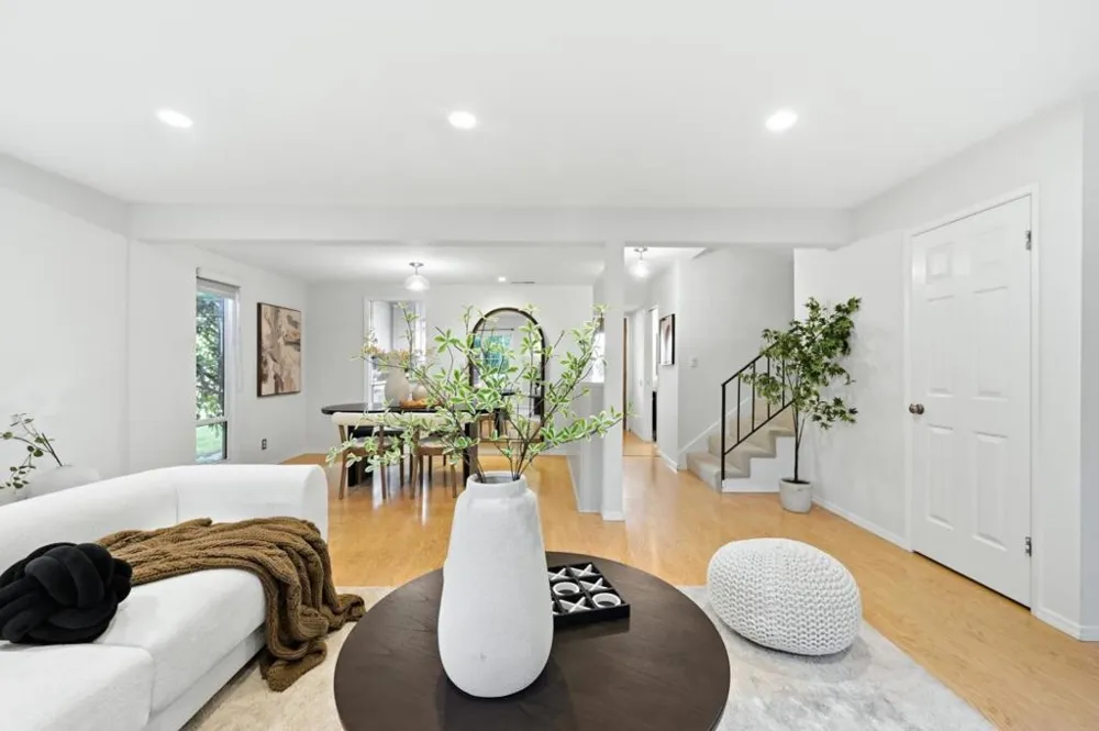 114 Granada Drive Mountain View, CA 94043