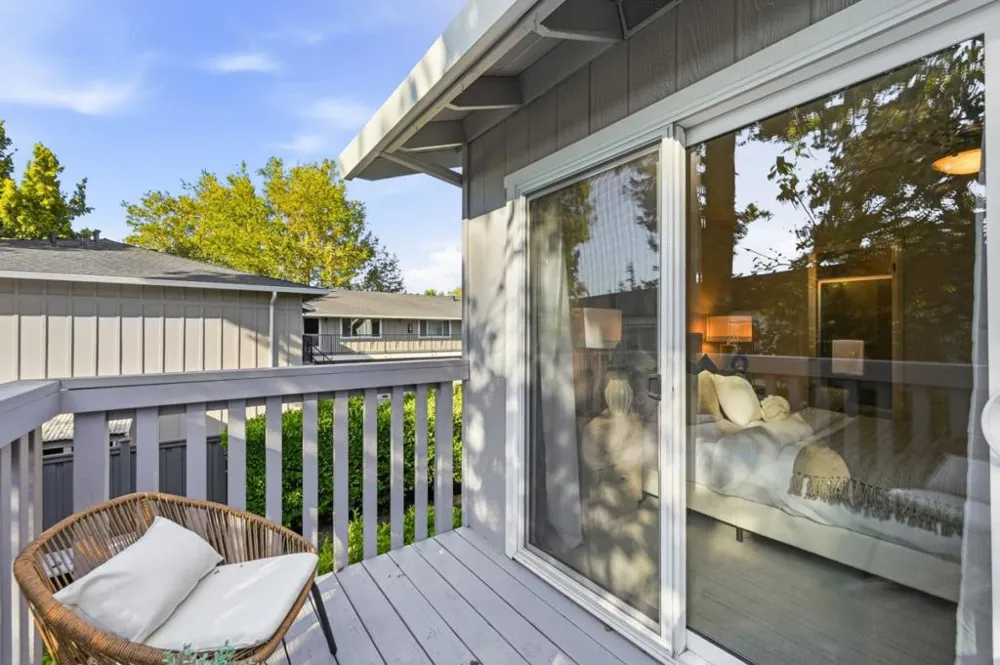114 Granada Drive Mountain View, CA 94043