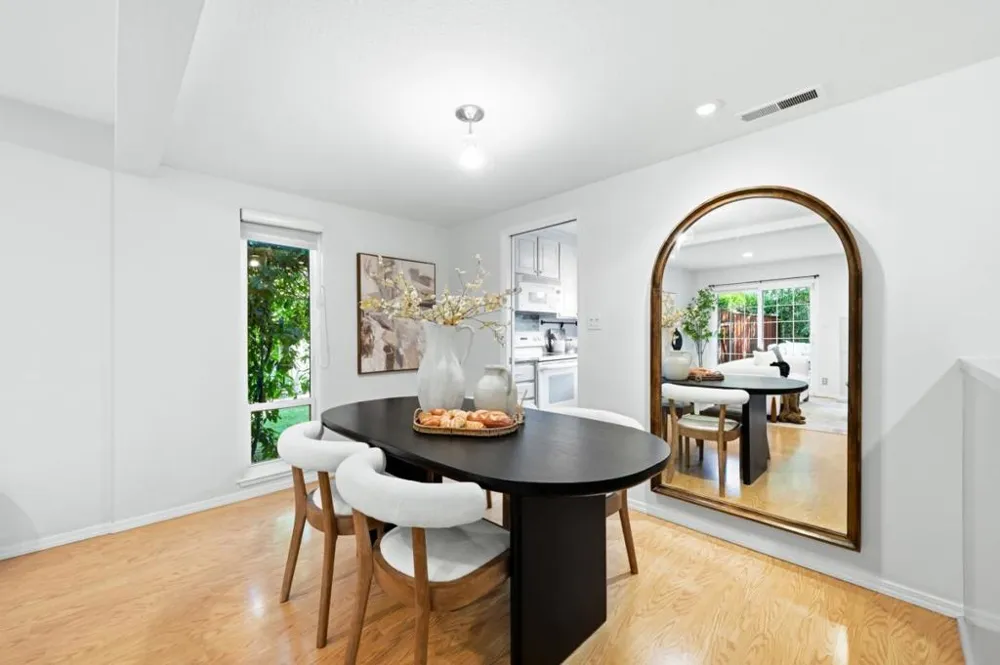 114 Granada Drive Mountain View, CA 94043