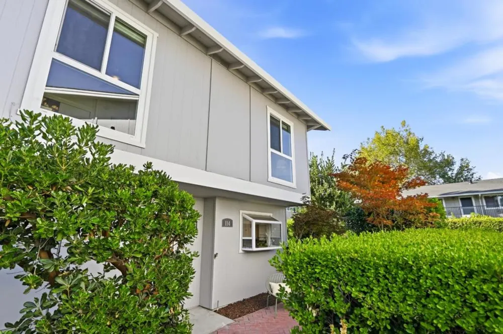 114 Granada Drive Mountain View, CA 94043