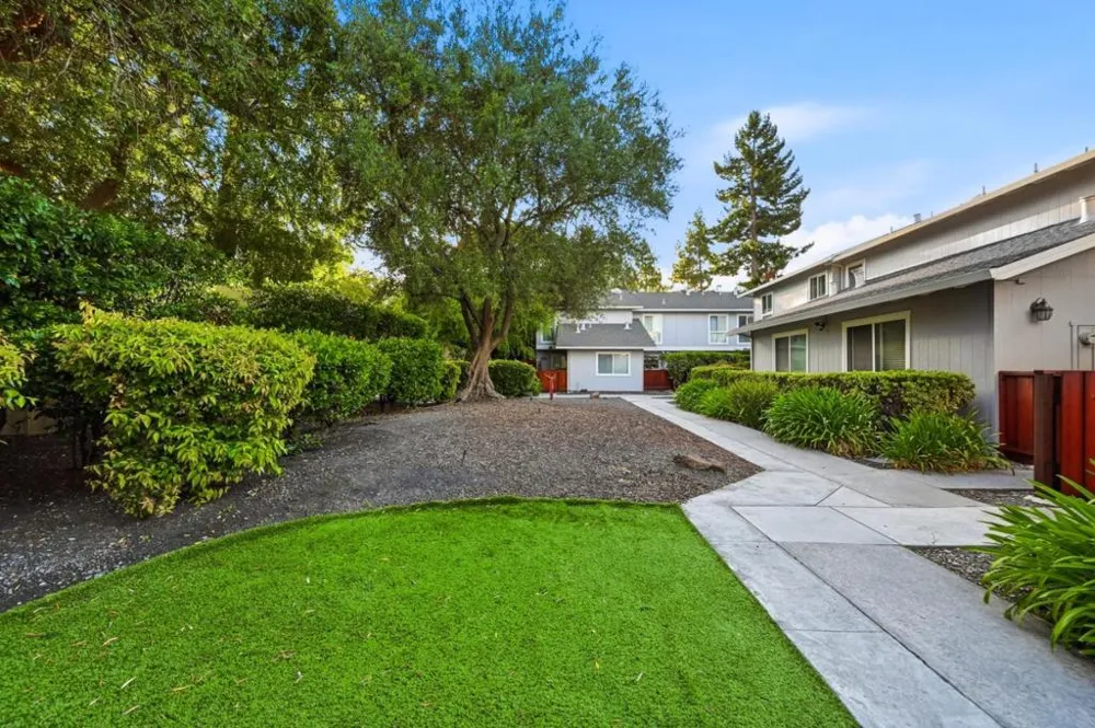 114 Granada Drive Mountain View, CA 94043