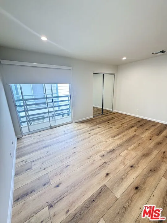 11738 Mayfield #106 Los Angeles, CA 90049