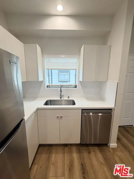 11738 Mayfield #106 Los Angeles, CA 90049