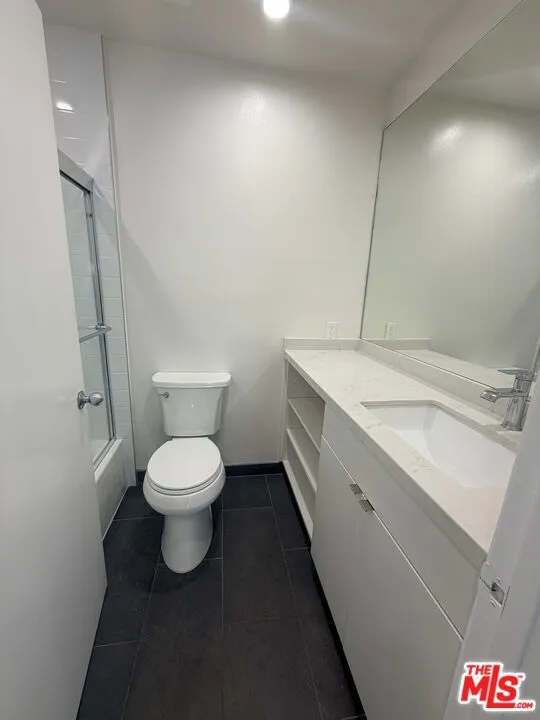 11738 Mayfield #106 Los Angeles, CA 90049