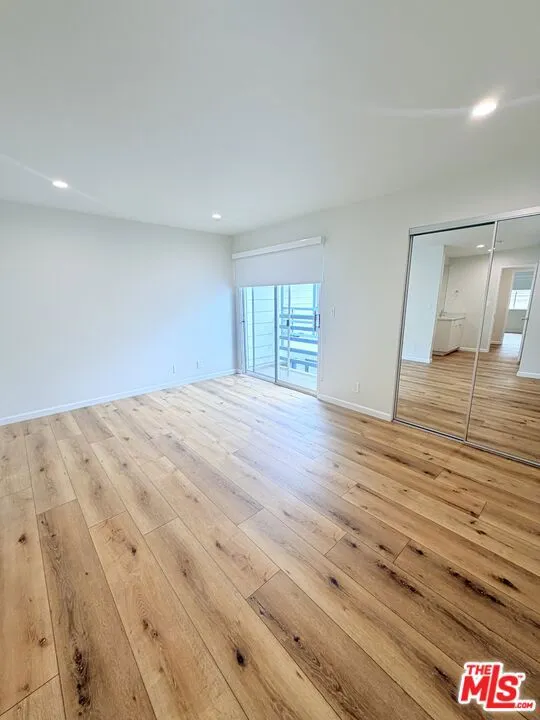 11738 Mayfield #106 Los Angeles, CA 90049