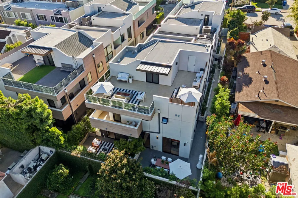2118 Federal Avenue Los Angeles, CA 90025