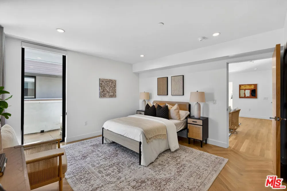 2118 Federal Avenue Los Angeles, CA 90025