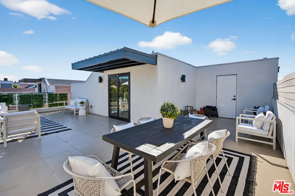 2118 Federal Avenue Los Angeles, CA 90025