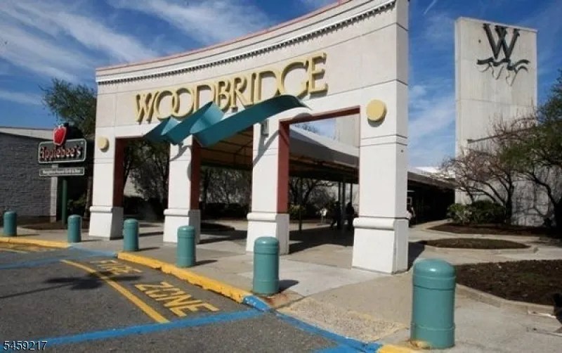 191 Sierra Ct #191 Unit 191 Woodbridge, NJ 07095