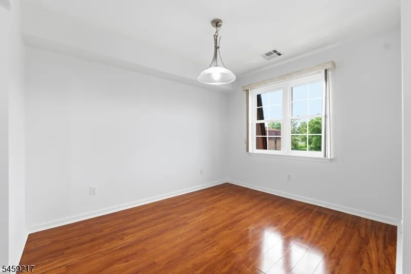 191 Sierra Ct #191 Unit 191 Woodbridge, NJ 07095