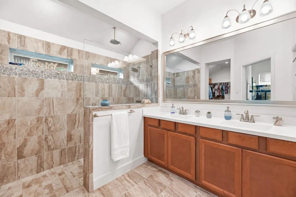 18203 Burnett Willow Lane Cypress, TX 77433