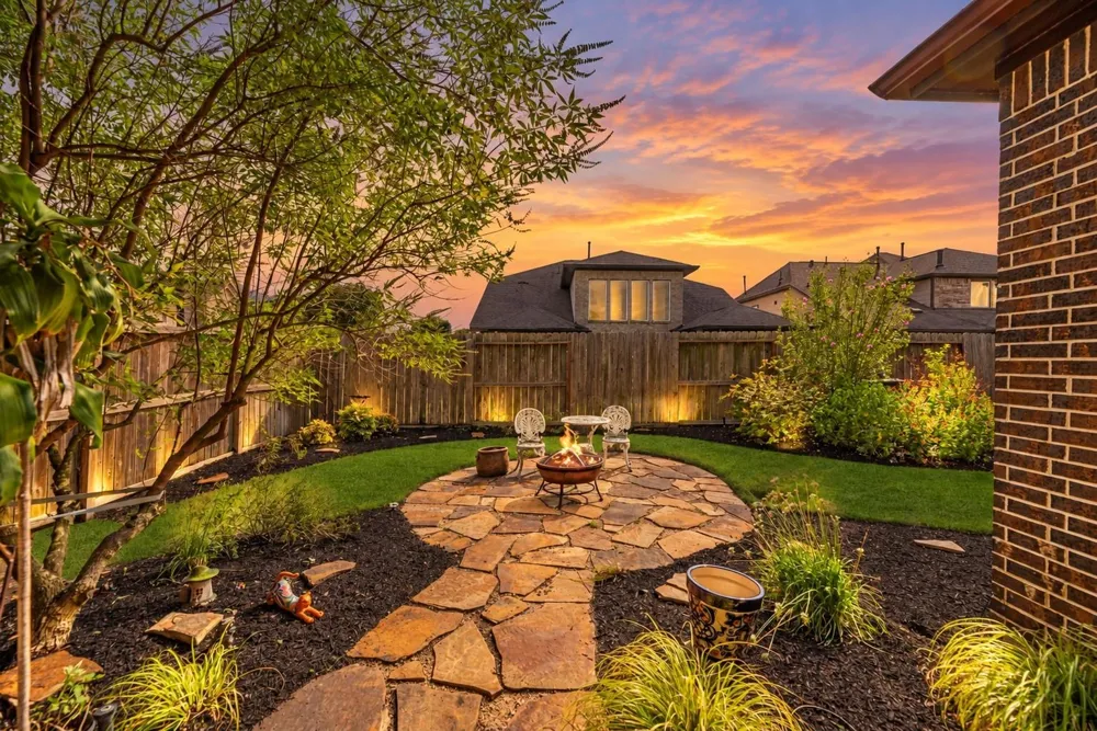 18203 Burnett Willow Lane Cypress, TX 77433