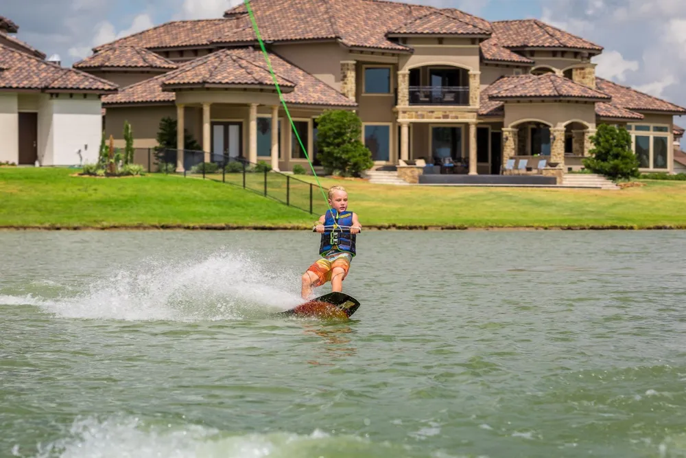 18203 Burnett Willow Lane Cypress, TX 77433