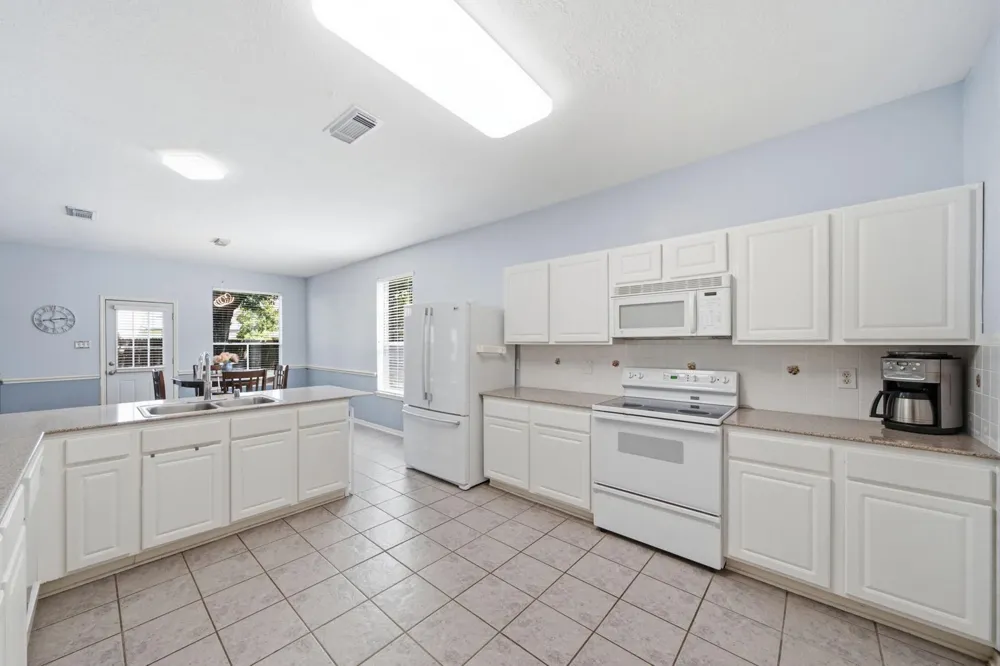 9150 Blake Bend Circle Houston, TX 77095