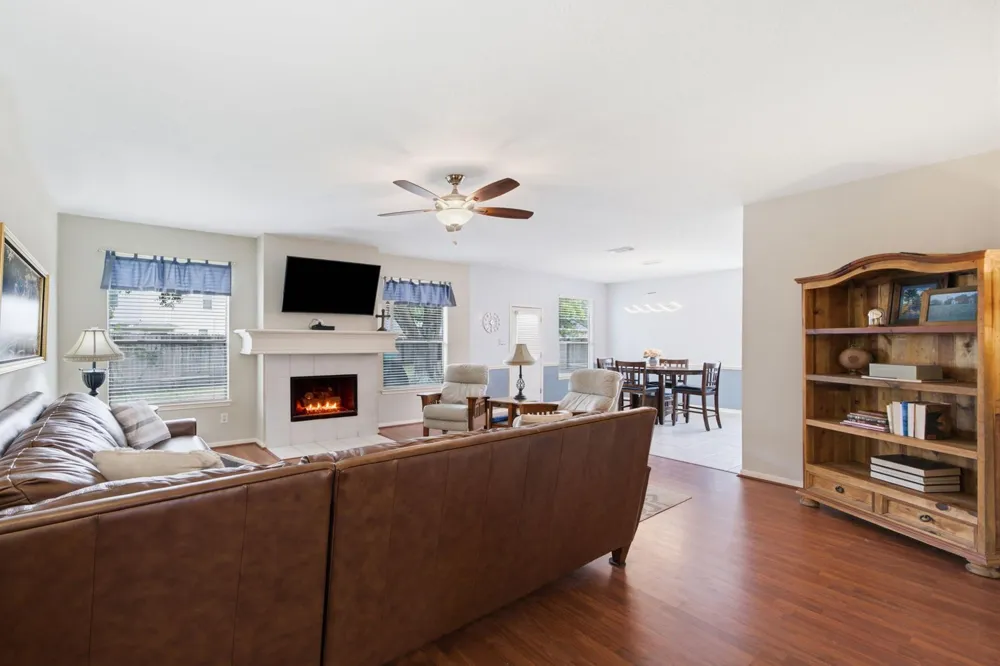 9150 Blake Bend Circle Houston, TX 77095
