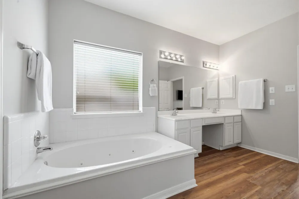 9150 Blake Bend Circle Houston, TX 77095