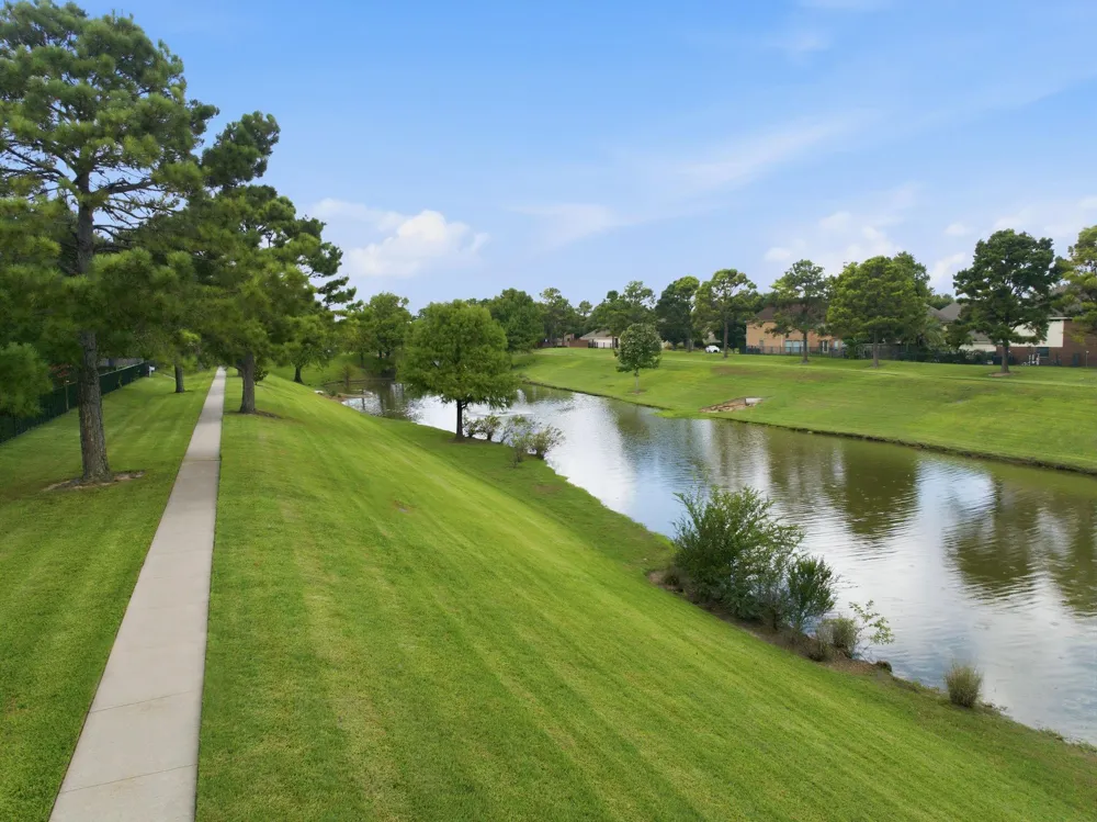 9150 Blake Bend Circle Houston, TX 77095