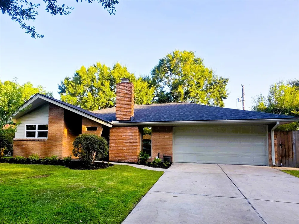 5315 Briarbend Drive Houston, TX 77096
