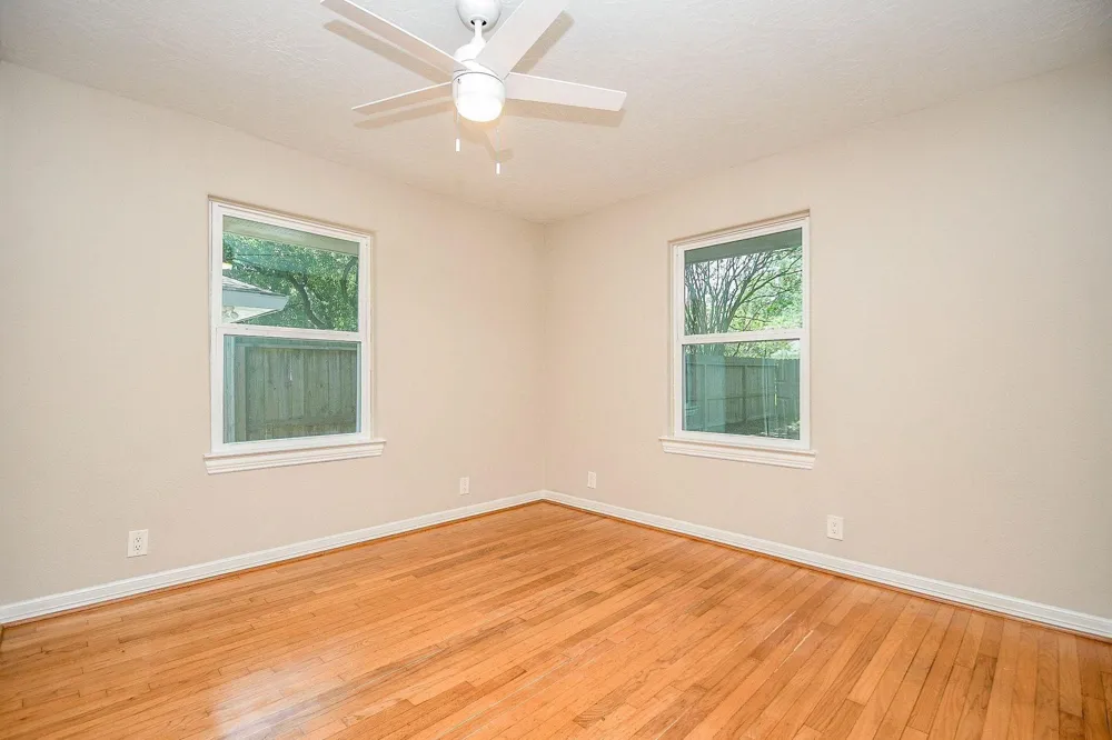 5315 Briarbend Drive Houston, TX 77096