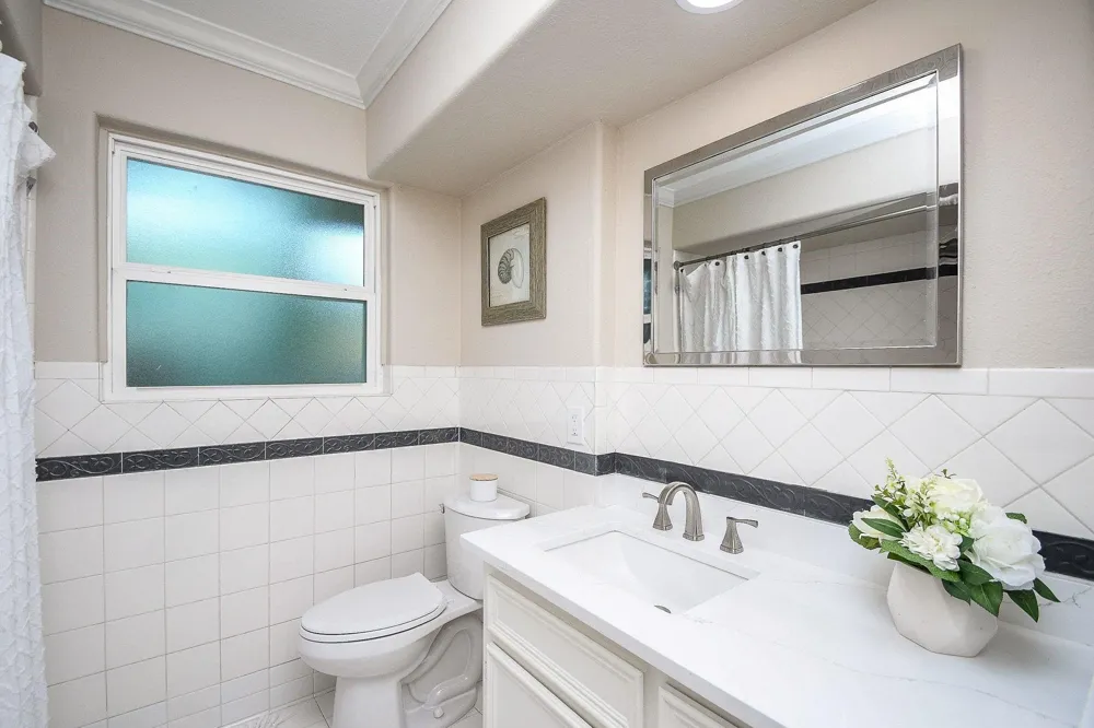 5315 Briarbend Drive Houston, TX 77096
