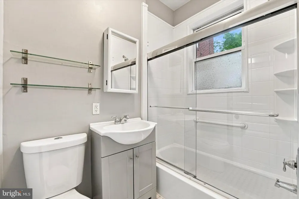 1 ATHENS AVENUE W #C Ardmore, PA 19003