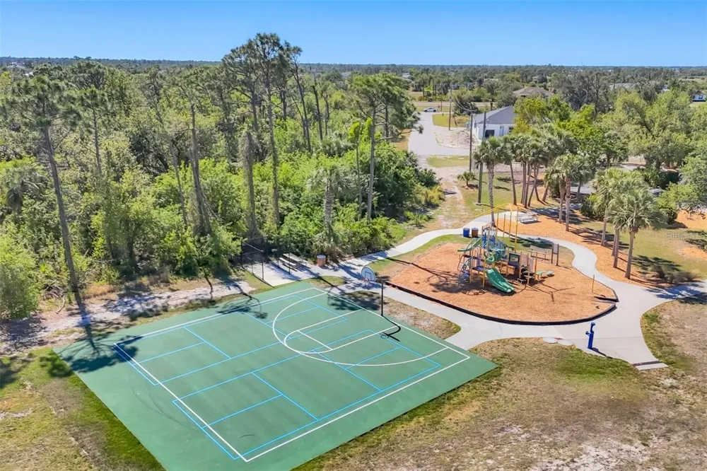 14222 MAYSVILLE CIRCLE Port Charlotte, FL 33981