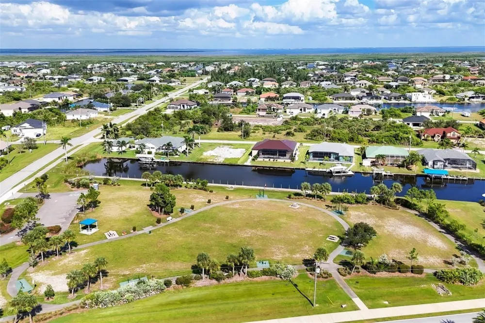 14222 MAYSVILLE CIRCLE Port Charlotte, FL 33981