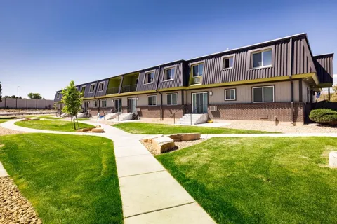 9235 W 48th Ave