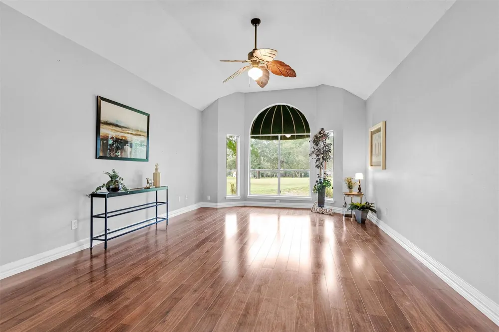 23 Alba Road Montgomery, TX 77356