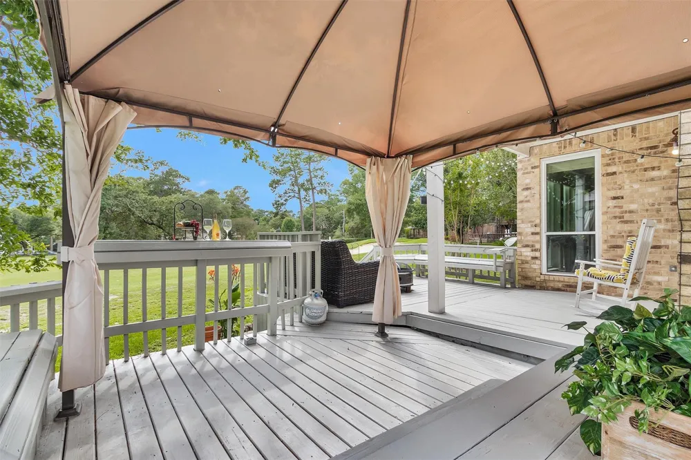 23 Alba Road Montgomery, TX 77356