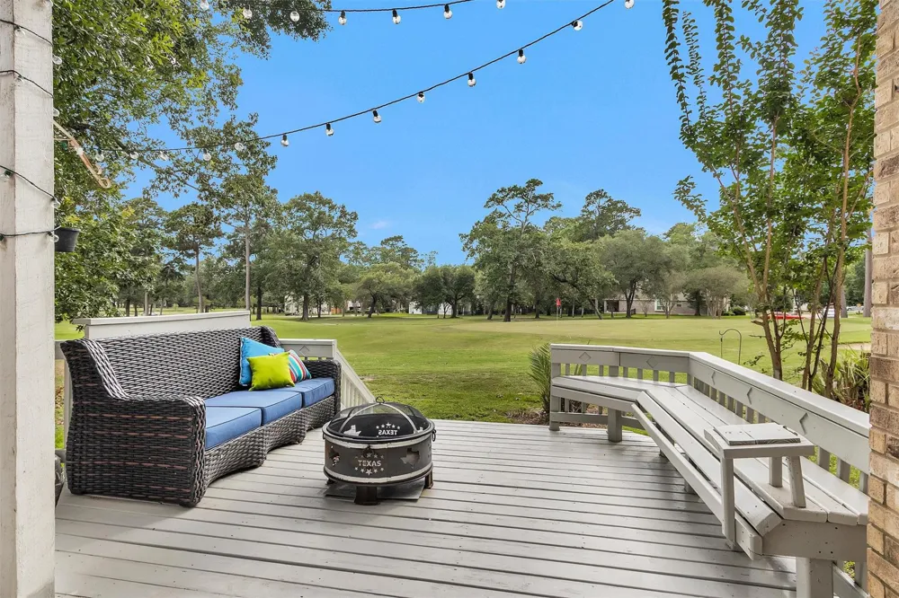 23 Alba Road Montgomery, TX 77356