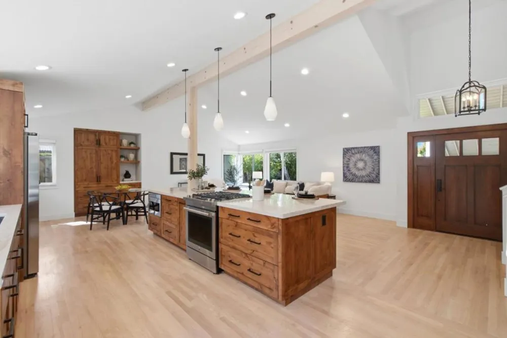 5352 Hounds San Jose, CA 95135