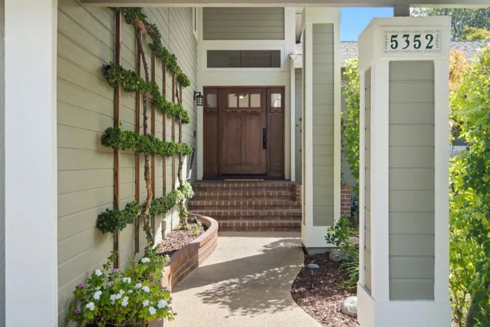 5352 Hounds San Jose, CA 95135