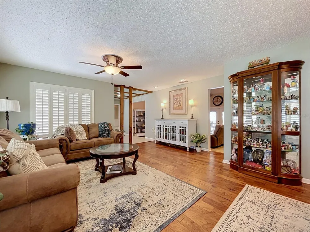1068 SUGARTREE DRIVE S Lakeland, FL 33813