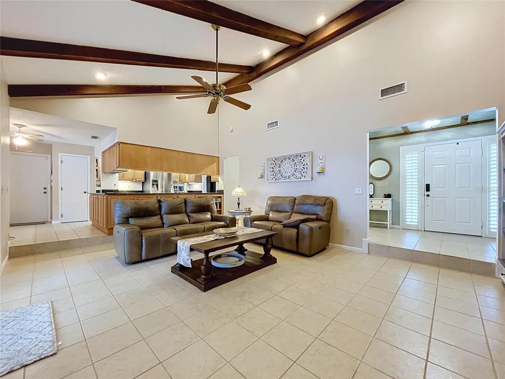 1068 SUGARTREE DRIVE S Lakeland, FL 33813