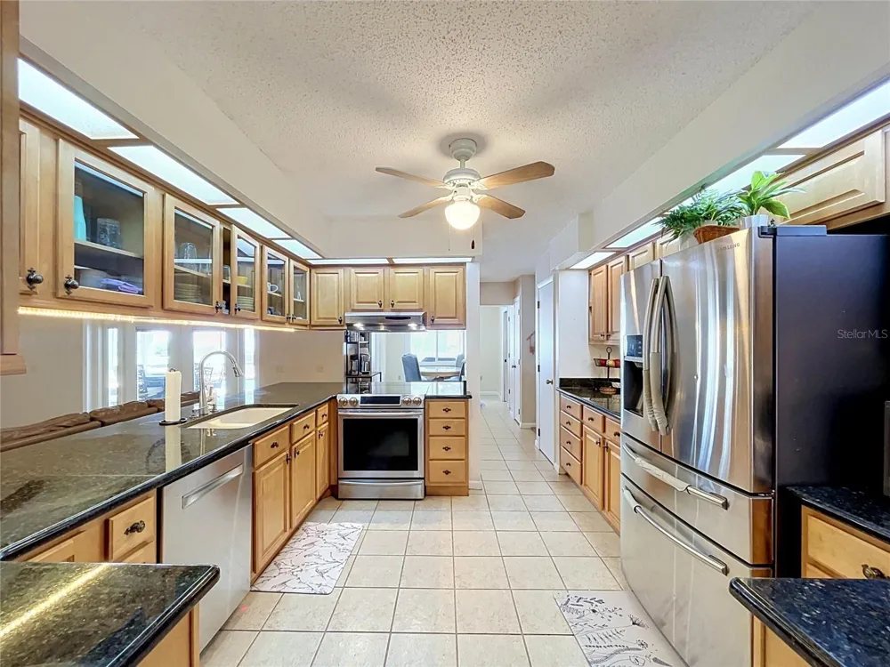 1068 SUGARTREE DRIVE S Lakeland, FL 33813