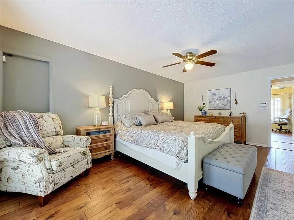 1068 SUGARTREE DRIVE S Lakeland, FL 33813