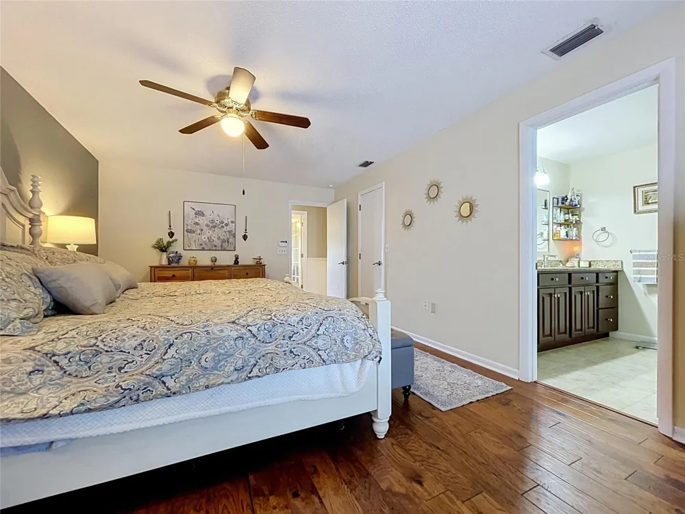 1068 SUGARTREE DRIVE S Lakeland, FL 33813