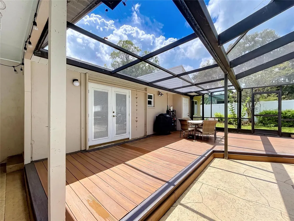 1068 SUGARTREE DRIVE S Lakeland, FL 33813
