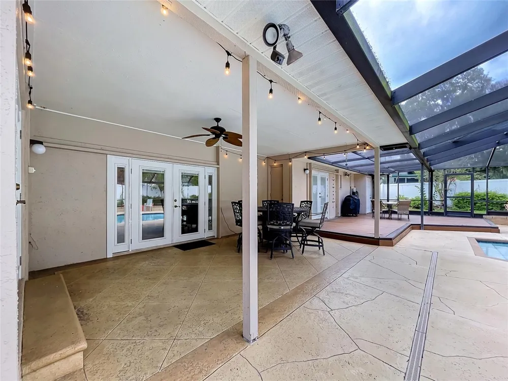 1068 SUGARTREE DRIVE S Lakeland, FL 33813