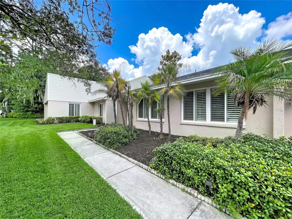 1068 SUGARTREE DRIVE S Lakeland, FL 33813