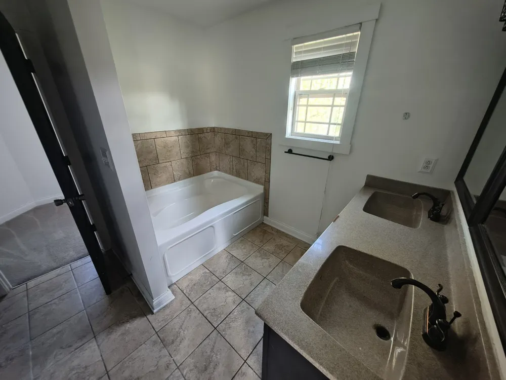 309 Ivy Bend Cir Clarksville, TN 37043